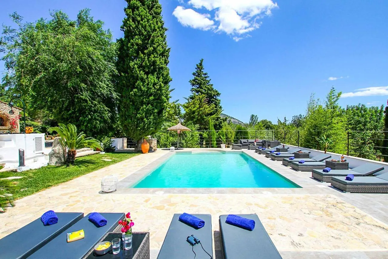 פוינסה Villa Ramona