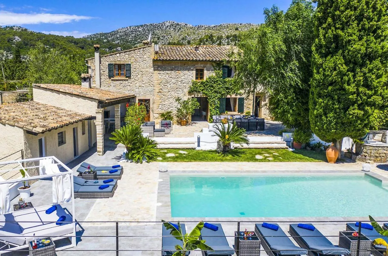 פוינסה Villa Ramona