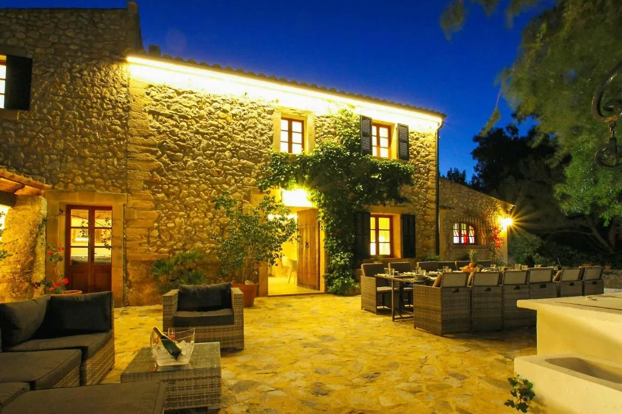 פוינסה Villa Ramona