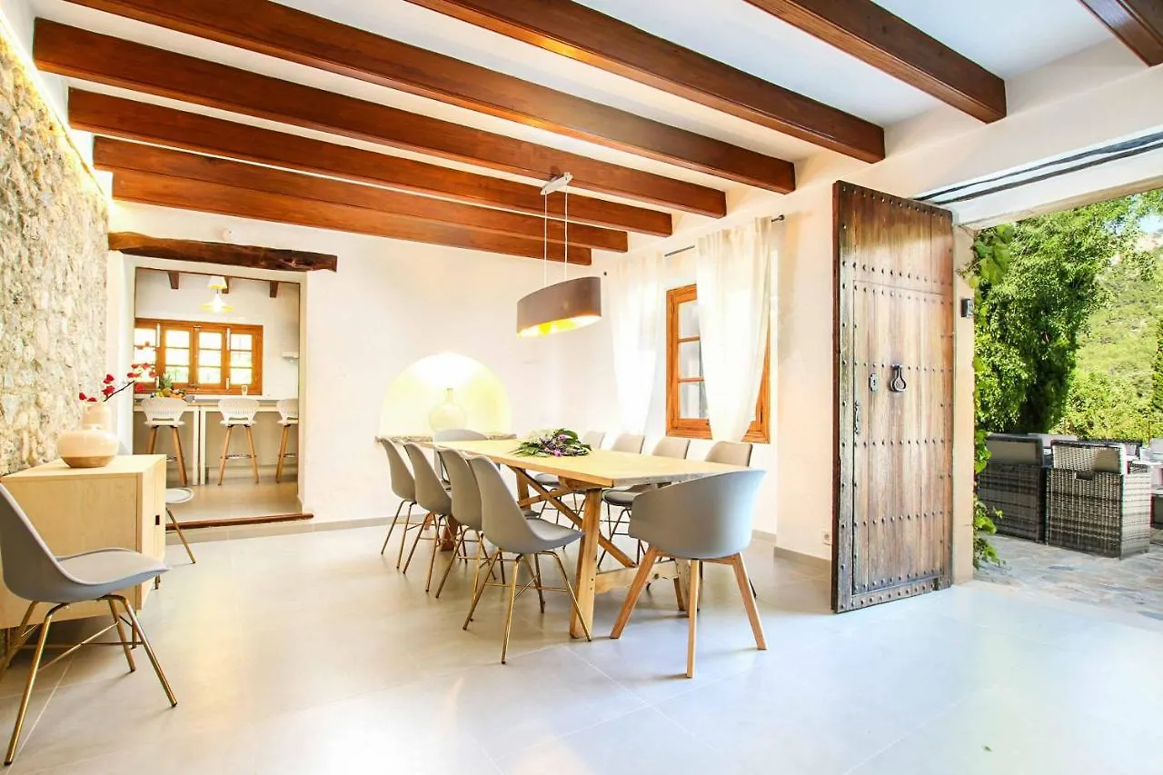 פוינסה Villa Ramona